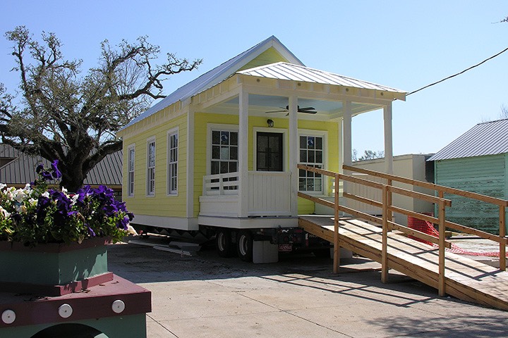 KC-I-Ocean-Springs-06MAR02-0795